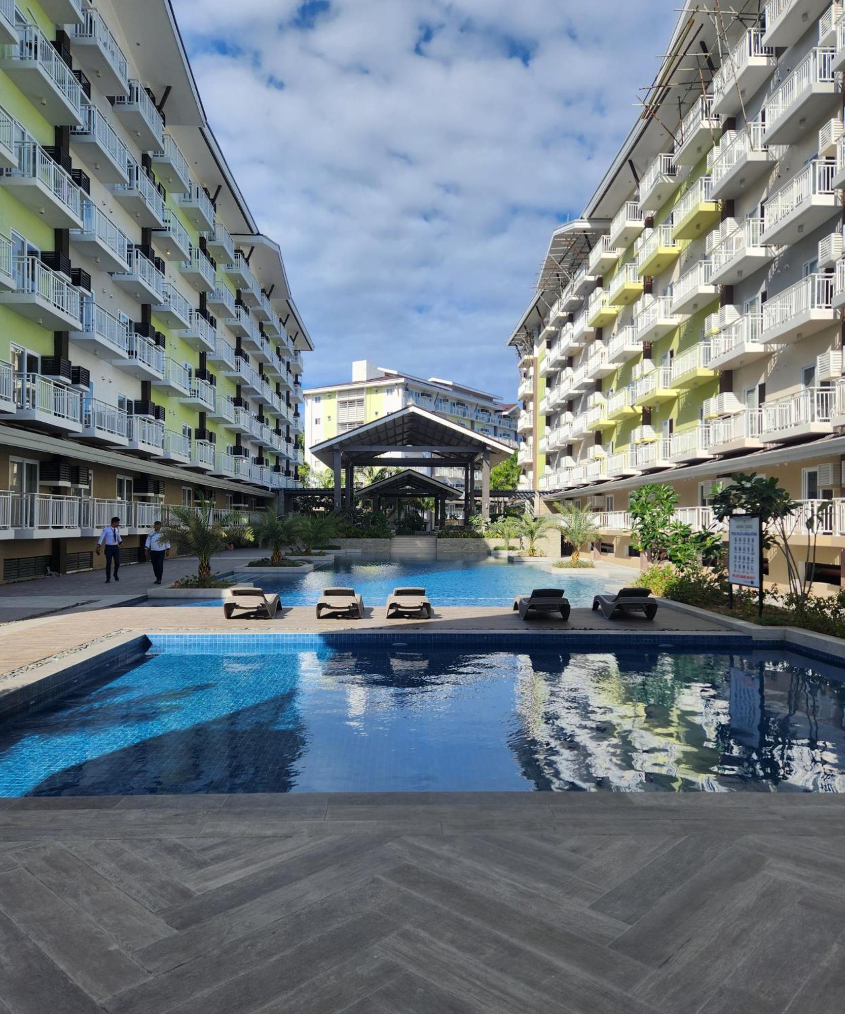 Condo Azur Suites A125 Amani Resorts Residences , 5 Minutes Airport, Netflix, Stylish, Cozy With Luxurious Swimming Pool Lapu-Lapu City Buitenkant foto