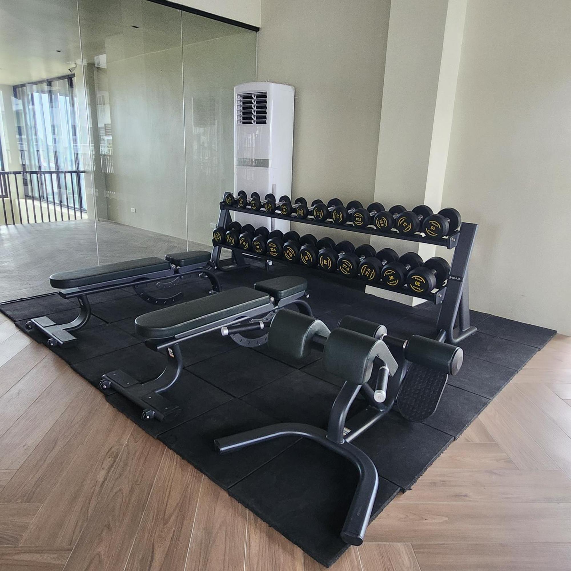 Condo Azur Suites A125 Amani Resorts Residences , 5 Minutes Airport, Netflix, Stylish, Cozy With Luxurious Swimming Pool Lapu-Lapu City Buitenkant foto